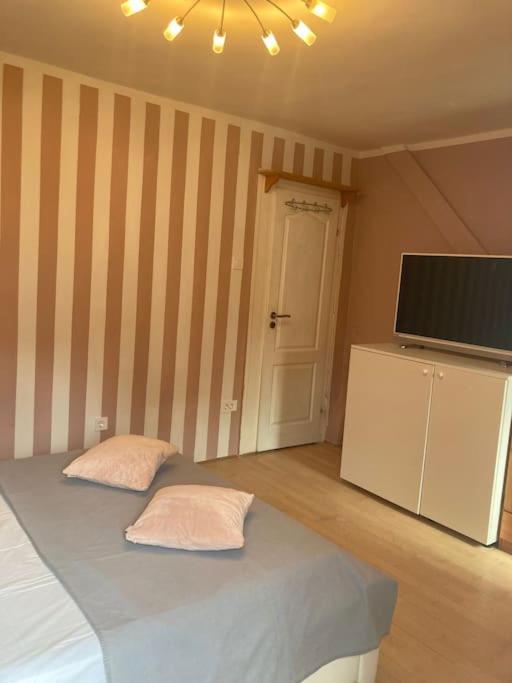 Apartament Bonjour, 5th Floor, No Elevator *